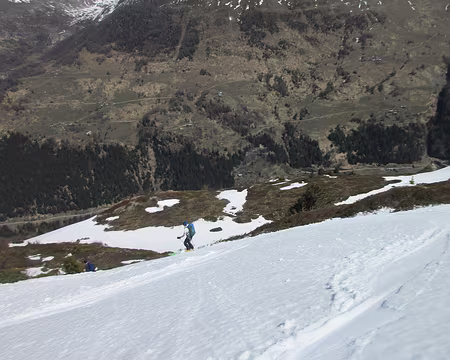 Recherche des dernières bandes de neige Recherche des dernières bandes de neige