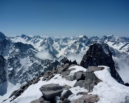 17 J2: Grande Ruine en aller-retour