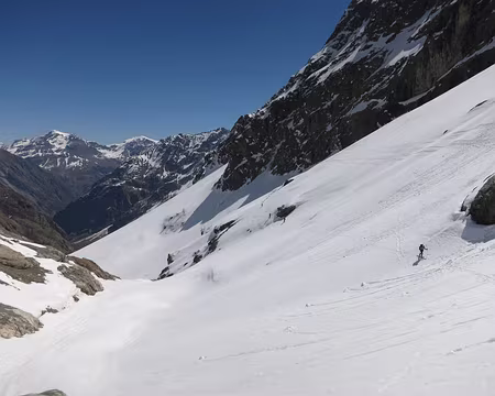 2017-04-21_04 Vallon de Celse Nière, après la Barre de l'Ouro