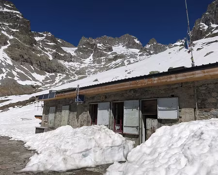 2017-04-23_46 Refuge de Temple-Écrins et face sud des Écrins
