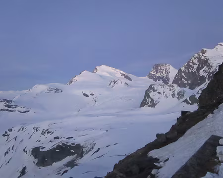 IMG_5383 J4 Strahlhorn (4190m) descente sur Zermatt (+1360m) J4 Strahlhorn (4190m) descente sur Zermatt (+1360m)