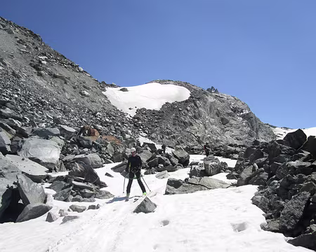 IMG_5511 Ressaut du glacier à 3000m, plus de neige Ressaut du glacier à 3000m, plus de neige