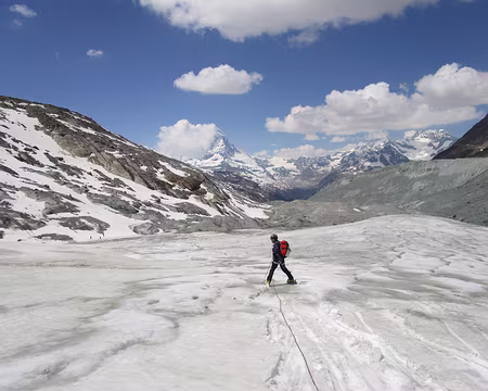 IMG_5515 On a sorti la corde pour la fin du glacier On a sorti la corde pour la fin du glacier