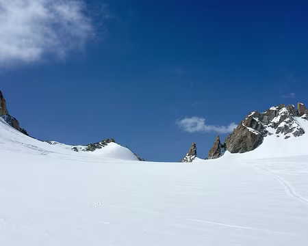 IMG_7953 vu sur le dernier col, le col du Tour