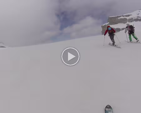 IMG_8108v2 Arrivée au col dans les rafales de vent