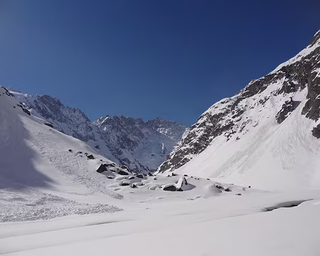 DSC09411 Le début de la haute montagne.