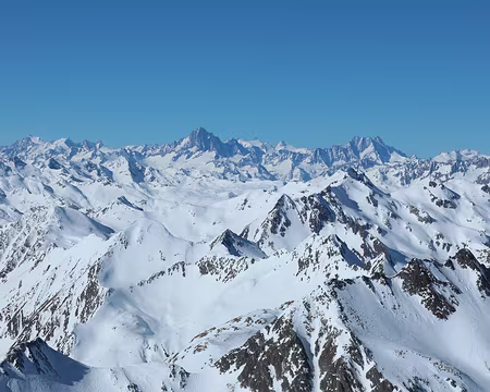 IMG_6992 Vue sur l'Oberland depuis le Piz Blas