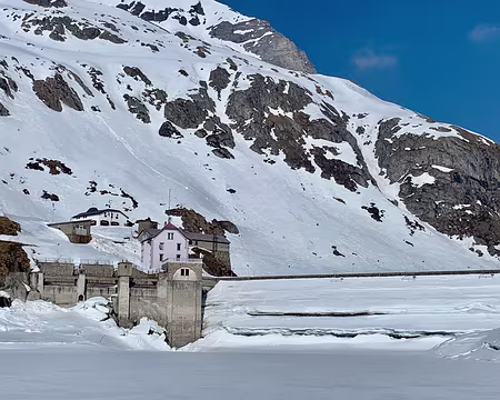 IMG_1407 Barrage vu depuis le lac