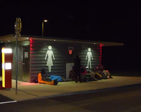 Migrants? non participants d'un car en panne Migrants? non participants