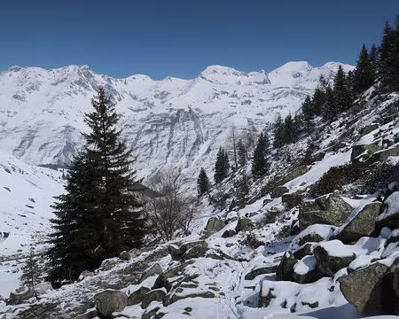 2019-04-12_03 Montée au Pic de Madamète, vallon de Coubous