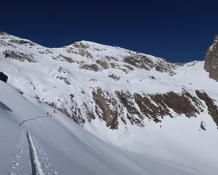 2019-04-13_07 Montée au Pic d'Estaragne