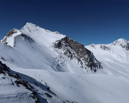 2019-04-13_13 Montée au Pic d'Estaragne, face nord du Campbieil