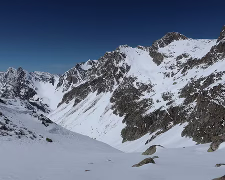 2019-04-13_36 À la Hourquette de Bugarret (2614 m)