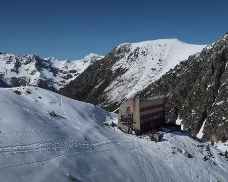 2019-04-13_49 Arrivée au refuge de la Glère