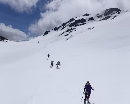 En route vers le tunnel sous le Tälli En route vers le tunnel sous le Tälli