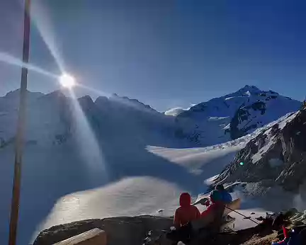 Coucher de soleil sur la Jungfrau. C'est pour demain Coucher de soleil sur la Jungfrau. C'est pour demain