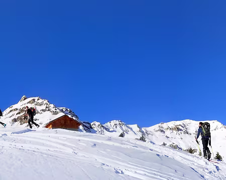 2021 12 18 11h03 - S028-012