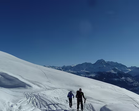 2021 12 19 10h50 - S028-057