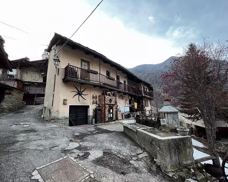 027 Notre gîte, la Gardeta