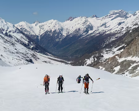 2025_05_01_0953 montée vers Hollandia