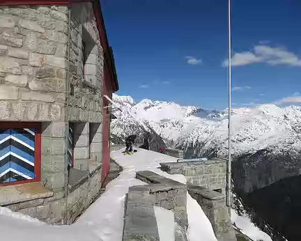 2016-05-05_08 Salbit Hütte (2105 m)