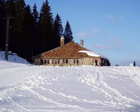 0014 Arrivée au refuge de La Frasse.