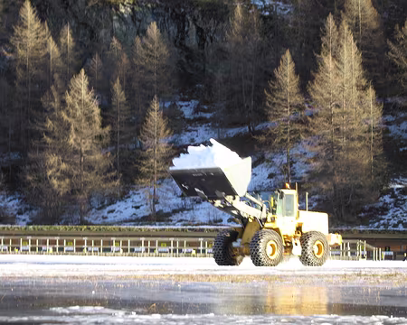 09 grâce à la pelleteuse