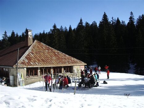 Elisabeth Elisabeth Rousseau, détail sortie