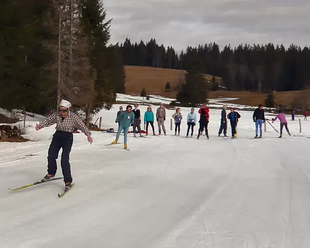 Chapelle08 012b Avec des skis de classique, c'est plus difficile.