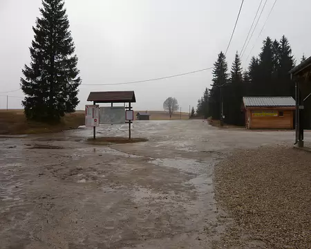 Chapelle08 062 Le départ des pistes ne ressemble plus à rien.