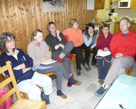 Chapelle08 096 Et encore plus studieux on observe les exercices du jour !