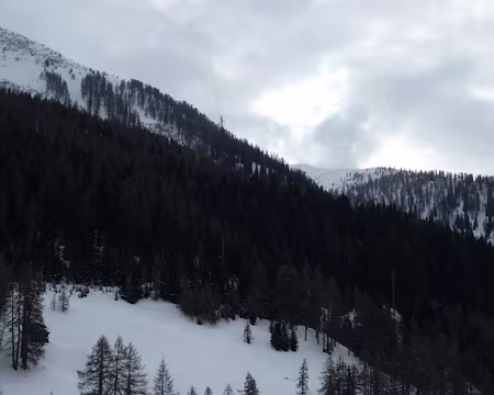 PXL059 Peu importe, on s'éclate comme des fous avec notre Cricri !