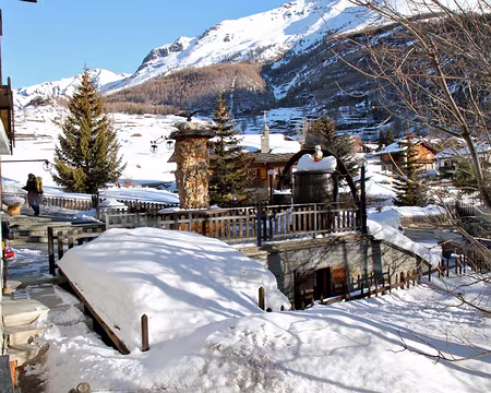 PXL006 Il y a ce qu'il faut comme neige ! ça ira.