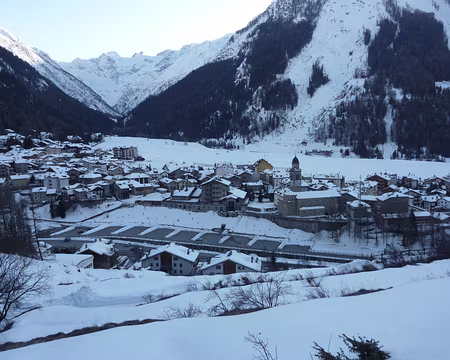 P1030404 Le soleil couchant signale la fin du weekend...