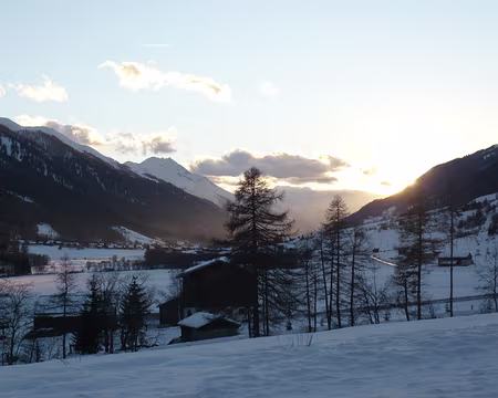 PXL003 le soir tombe sur la vallée
