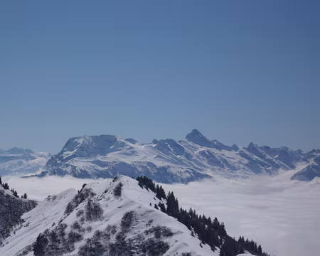 PXL021 Les Aravis avec la Pointe Percée