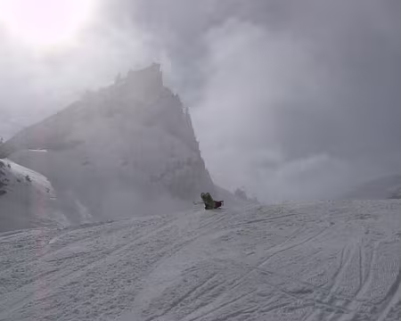 PXL033 Attention OVNI