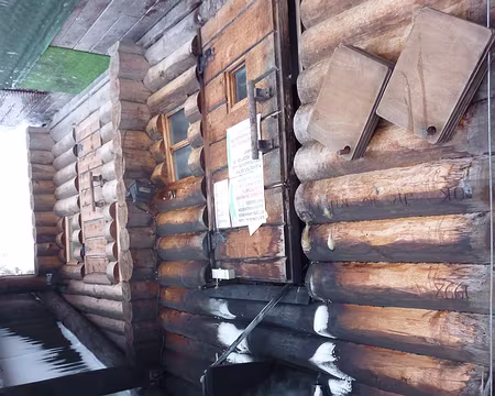 P1020537 Le sauna fumée est en chauffe