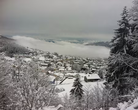 PXL018 Vue plongeante sur Sainte Croix.