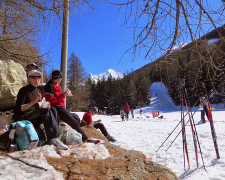 PXL007 pique-nique dans un joli cadre