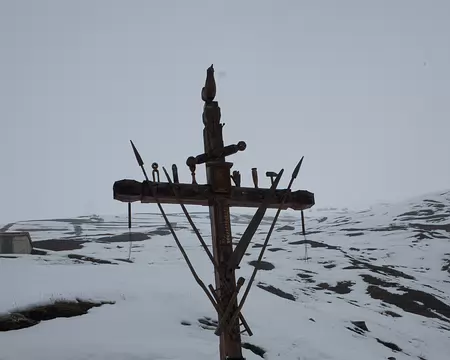 03 Croix de la Passion à Saint-Véran