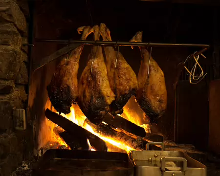 49 Le fameux gigôt de l'auberge du Laus