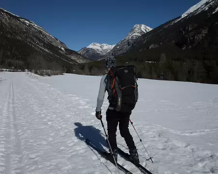 83 Paisible remontée le long de la Clarée