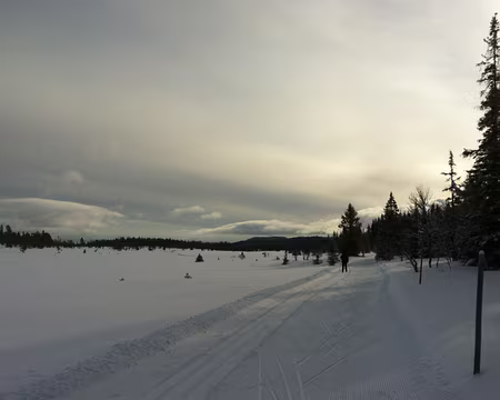 PXL062 C'est qui au fond ? Moi, je sais !