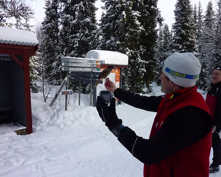 2016-02 funäsdalen 32 Dany apprivoise les geais