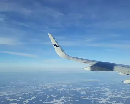 002 Quelques heures plus tard, on survole la Finlande.