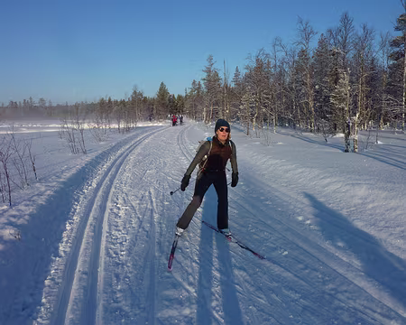 P1050283 On longe le lac