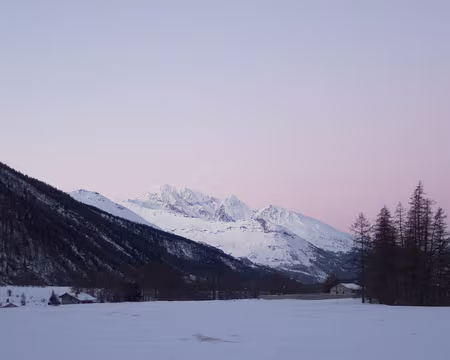 001_PC150950 Lever de soleil sur le Signal du Petit Mont Cenis