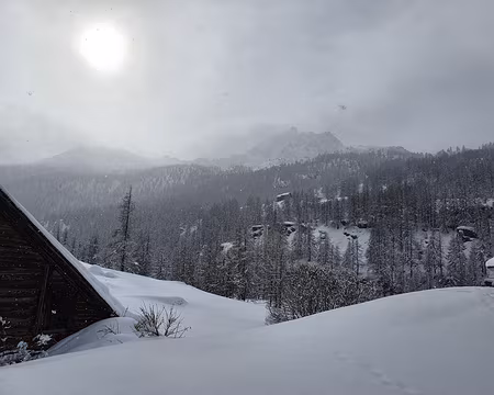 20210207_120430 en route vers le refuge Laval (ski tout terrain)