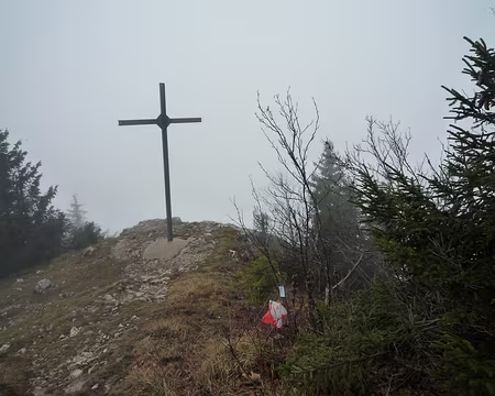 P1320127 Balise 3 : le Bec de l'Orient (vue = néant)